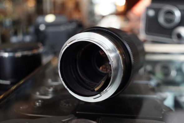Leica 11851 Tele-Elmar 135mm F/4 black + 12575 Lenshood