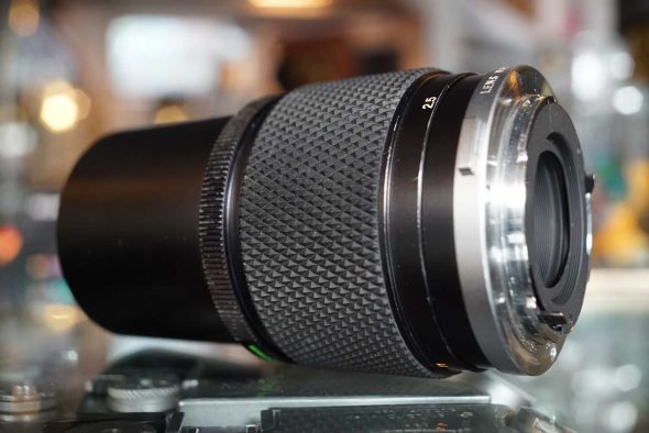 Olympus OM zuiko 200mm F/5 telephoto lens