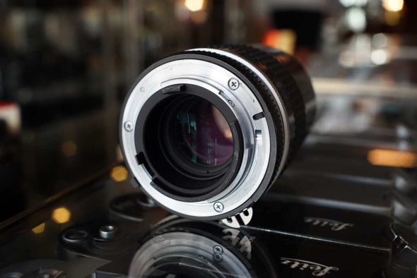 Nikon 135mm F/2.8 AI-S lens