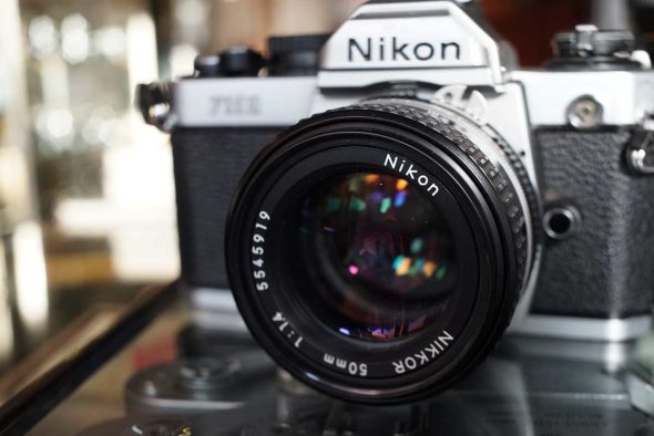 Nikon FM2n + Nikkor 50mm F/1.4 AI-S kit