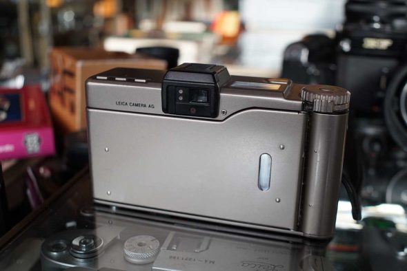 Leica Minilux Zoom with Vario-Elmar 35-70mm lens