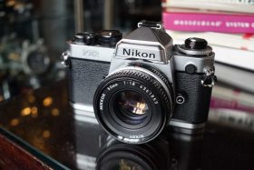 Nikon FE2 chrome + Nikkor E Series 50mm F/1.8, boxed