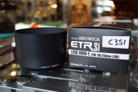 Bronica Lens Hood-E for ETRSI series 105-250mm lenses, boxed
