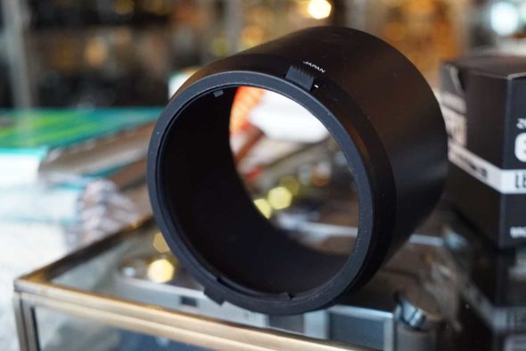Bronica Lens Hood-E for ETRSI series 105-250mm lenses, boxed