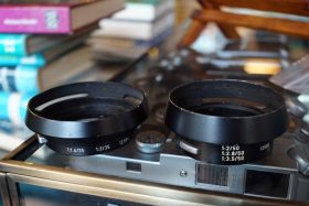 lot of 2 Leica lens hoods, 12504+12585