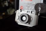 Minox Leica M3, White edition, in wooden case