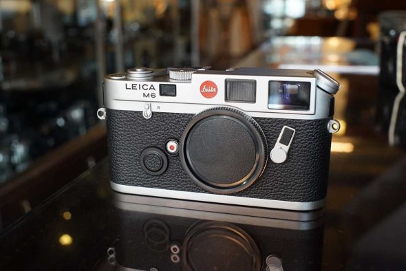Leica M6 body chrome, recent CLA
