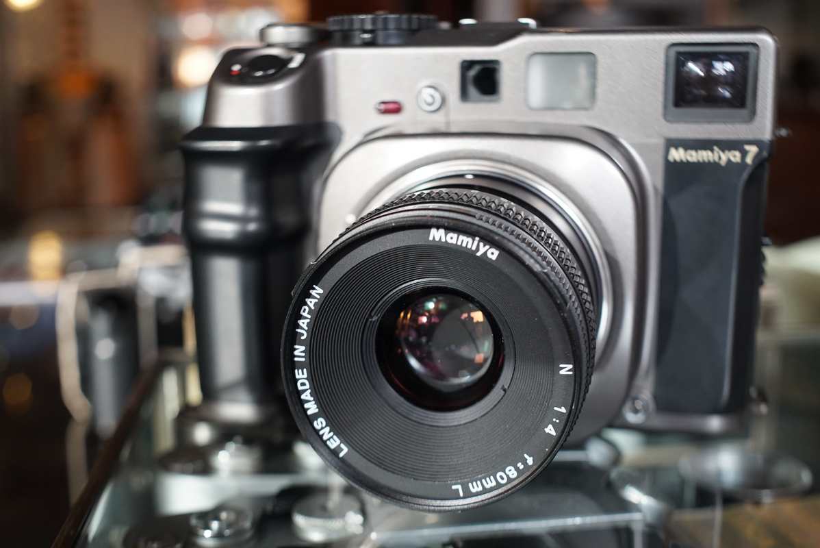 Mamiya 7 graphite + N 80mm F/4 L lens kit - Fotohandel Delfshaven Mamiya 7 graphite + N 80mm F/4 L lens kit - Fotohandel Delfshaven