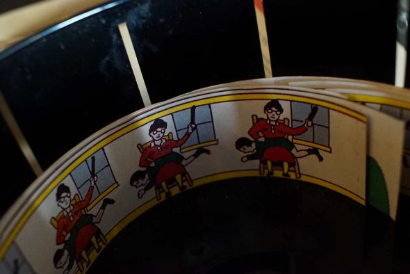 Mickey Mouse Movie-Fun tin motion picture strip viewing device
