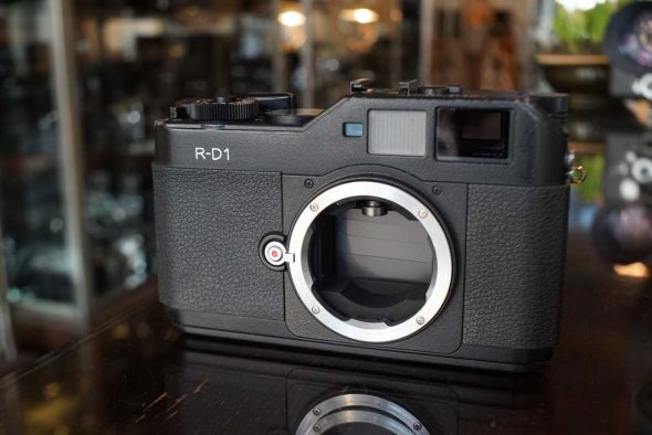 Epson R-D1 digital rangefinder camera