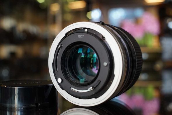 Canon lens FD 100mm 1:2.8 SSC lens