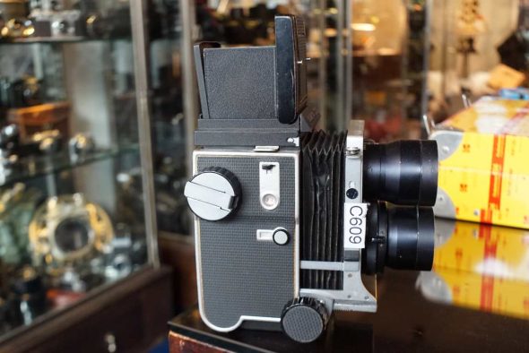 Mamiya C220 with 135mm F/4.5 lenses, worn, OUTLET