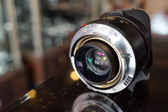 Leica Summicron-M 35mm F/2 ASPH. 6-bit + Lenshood