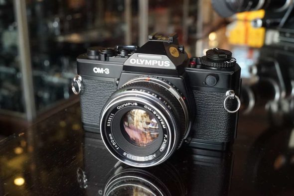 Olympus OM-3 + Zuiko 50mm F/1.8 lens kit