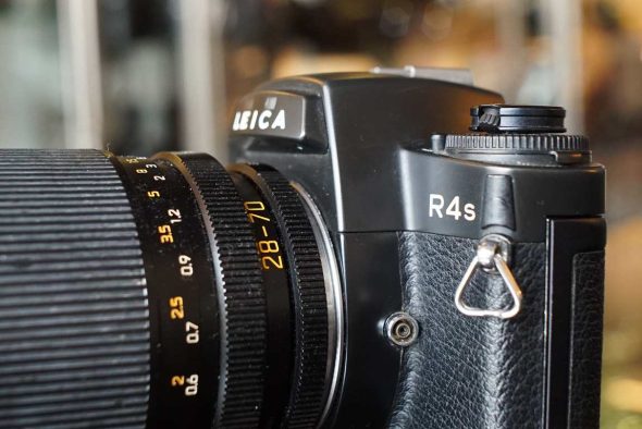 Leica R4s + Vario-Elmar-R 28-70mm F/3.5-4.5 lens