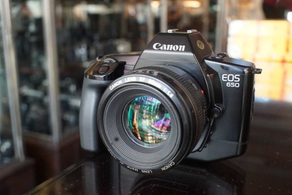 Canon EOS 650 + EF 50mm F/1.4 USM lens