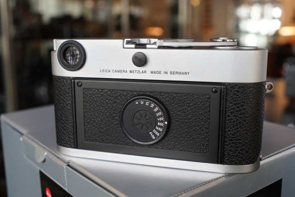 Leica 10301 MP body chrome, june 2020, boxed