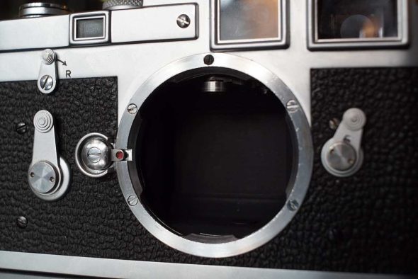 Leica M3 Single Stroke + Dual Range 50mm F/2 Summicron lens