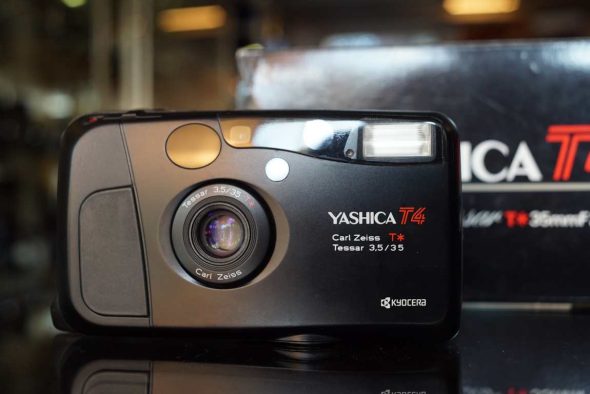 Yashica T4 black with 35mm F/3.5 lens, boxed