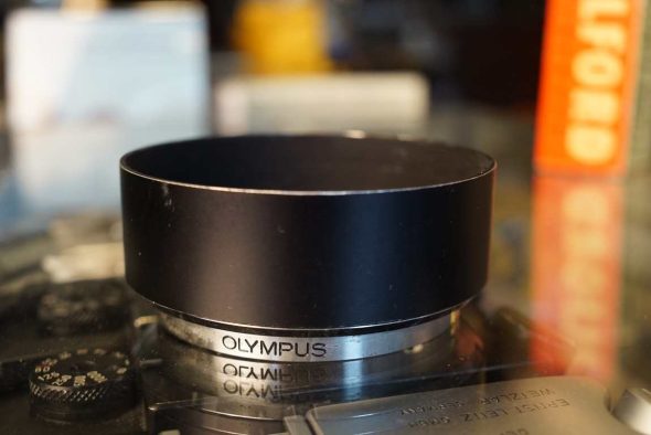 Olympus metal clip-on lenshood for OM lenses