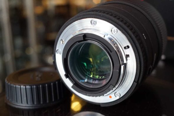 Sigma AF 105mm F/2.8 D EX DG Macro lens for Nikon FX and DX, boxed