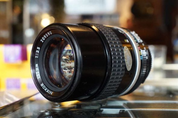 Nikon Nikkor 135mm F/3.5 AI lens