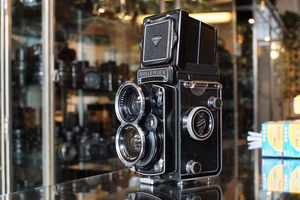 Rolleiflex Wide TLR with Distagon 55mm F/4 lens, recent CLA, boxed