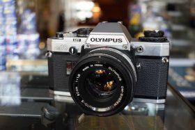Olympus OM10 + OM 50mm F/1.8 kitlens