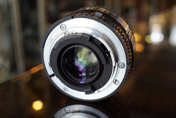Nikon AF Nikkor 35mm F/2D lens, OUTLET