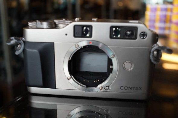 Contax G1 body with databack, issues, OUTLET