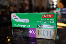 Fujifilm NPH 400 portrait, 120 film (5-pack), expired 2005