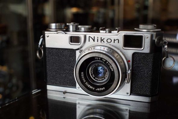 Nikon S2 rangefinder + W-Nikkor-C 35mm F/3.5 lens
