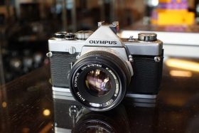 Olympus OM-1 + OM 50mm F/1.8 lens