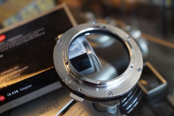Leica 18628 adapter Leica R lenses to Four Third mount (4/3), boxed