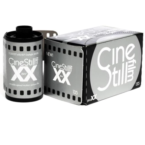 CineStill BWxx Double X 250 ISO / 135-36