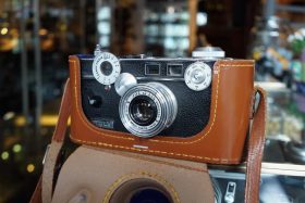 Argus Brick camera in leather case