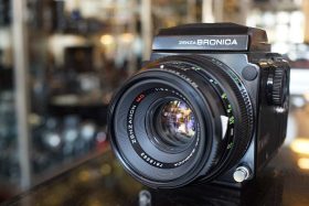 Bronica ETRC + Zenzanon 75mm F/2.8 MC lens
