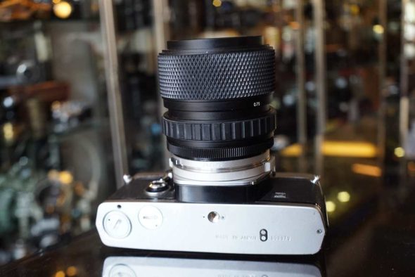 Olympus OM-2n with OM 35-70mm F/4 lens