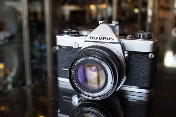 Olympus OM-1 + OM 28mm lens kit, small flaws, OUTLET