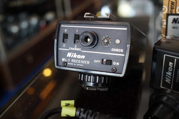 Nikon ML-1 receiver and transmitter kit