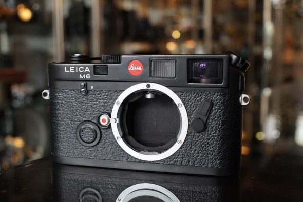 Leica M6 body black, boxed