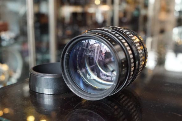 Meyer-Optik Gorlitz Orestor 135mm F/2.8 M42 mount lens