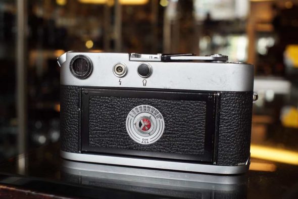 Leica M4 chrome, boxed + Elmar 50mm F/2.8 lens