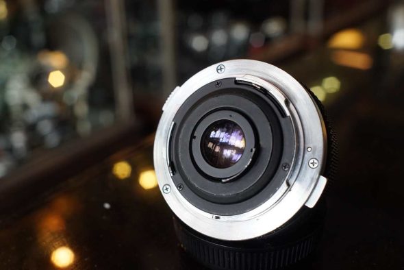 Olympus OM 35mm F/2.8 Auto-W G.zuiko lens