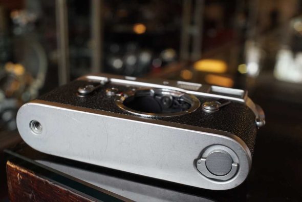 Leica M4 body chrome, full CLA