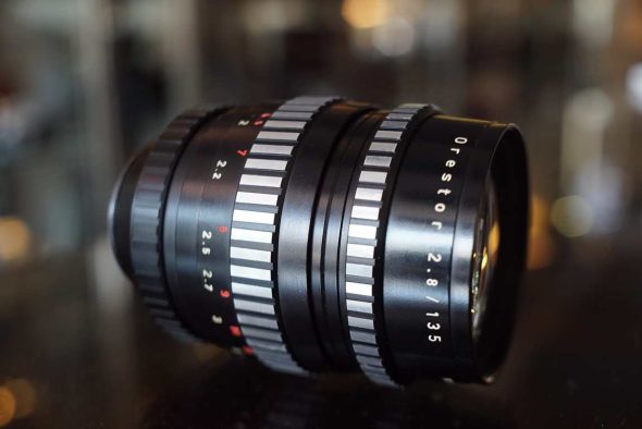 Meyer-Optik Gorlitz Orestor 135mm F/2.8 lens for M42