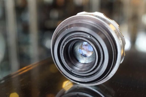 Meyer Trioplan 2.9 / 50 V, M42 mount lens