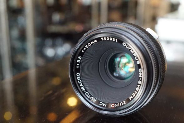 Olympus OM 50mm F/3.5 macro lens