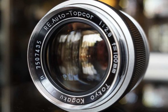 Topcon Auto-Topcor 2.8 / 100mm lens