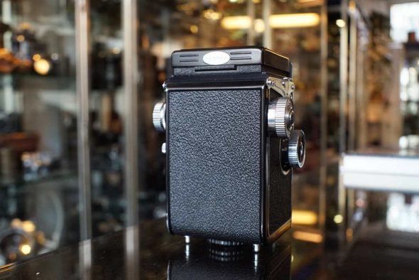 Yashica 24TLR camera with 80mm F/3.5 lens